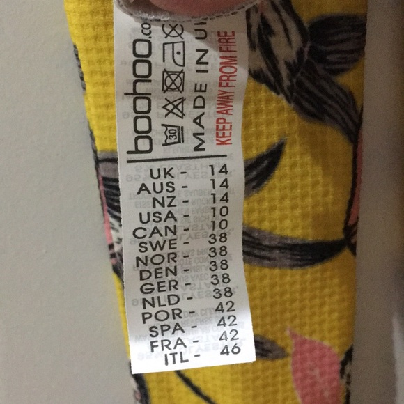 Boohoo tie back skater dress WORN ONCE - Picture 6 of 6